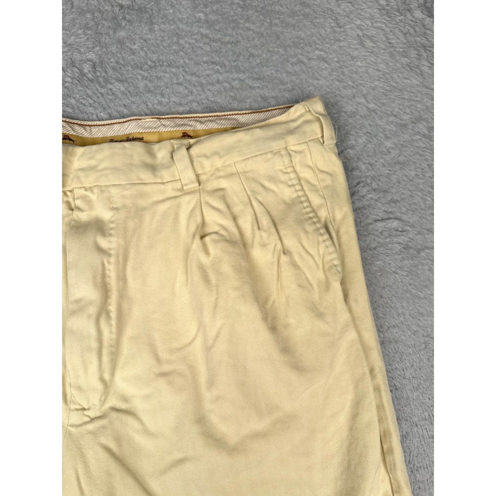 Tommy Bahama Tommy Bahama Shorts Mens 34 Khaki Silk Cotton Pleated Chino Zip Fly Herringbone Size US 34 / EU 50 - 5 Thumbnail