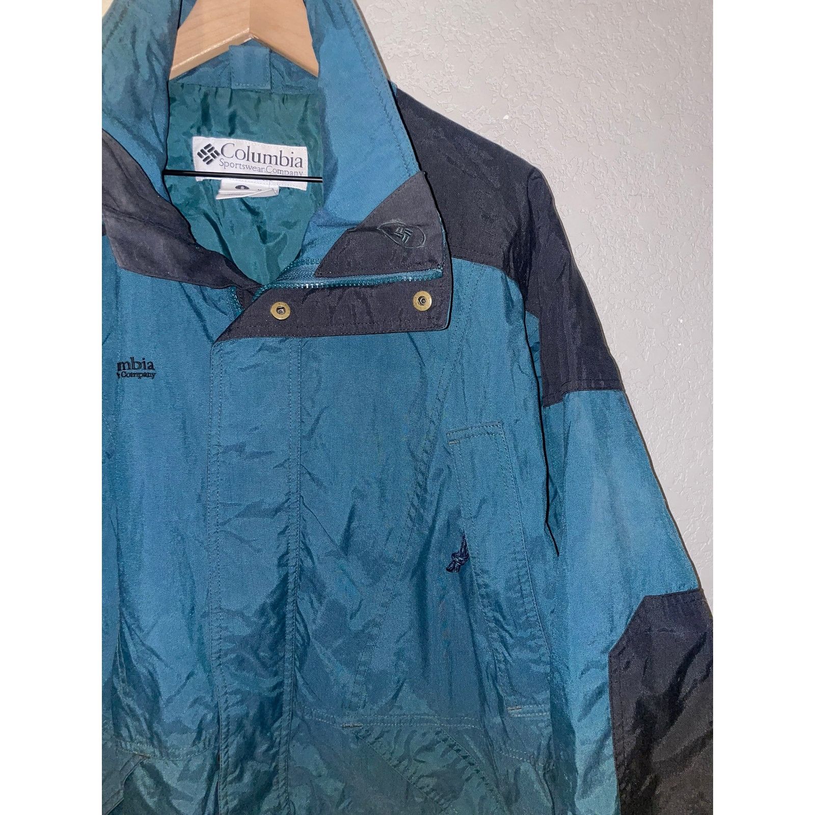 Columbia Vintage Columbia Green Jacket Black Ski Winter Coat VTG S Size US S / EU 44-46 / 1 - 2 Thumbnail