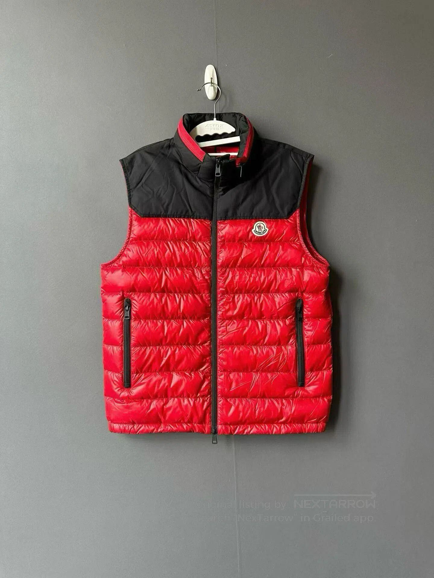 Moncler Moncler Down Vest. Size US M / EU 48-50 / 2 - 1 Thumbnail