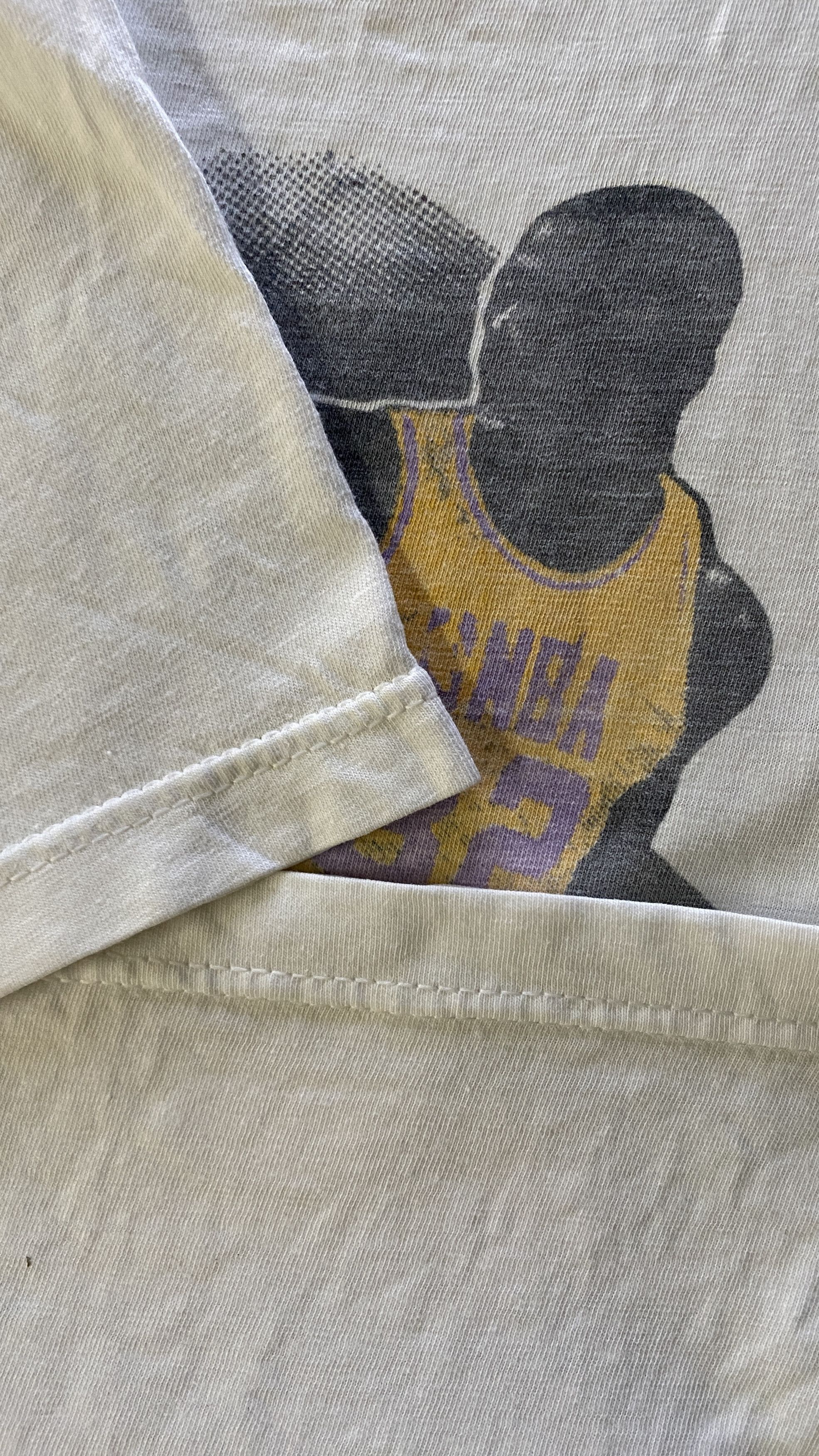 NBA 80s/90s Magic Johnson Lakers “Magic’s Touch” NBA Vintage Tee Size US M / EU 48-50 / 2 - 4 Thumbnail
