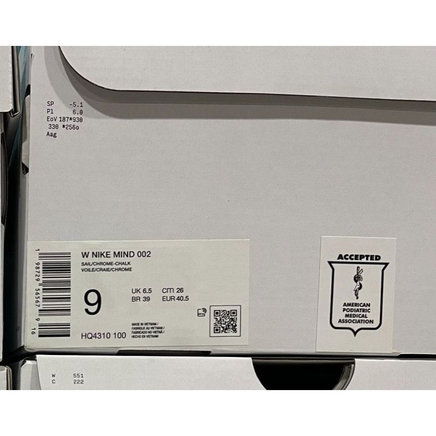 Nike Nike Mind 002 Sail Chrome Chalk Womens 9us Size US 9 / IT 39 - 7 Thumbnail