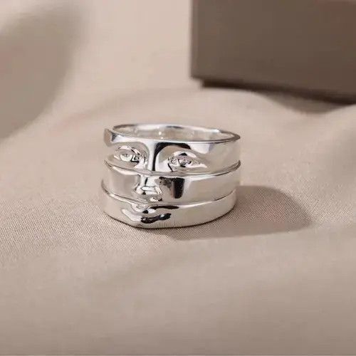 Other Face Finger Rings Silver Face Anatomy Human Head Jewelry Art Size ONE SIZE - 1 Thumbnail
