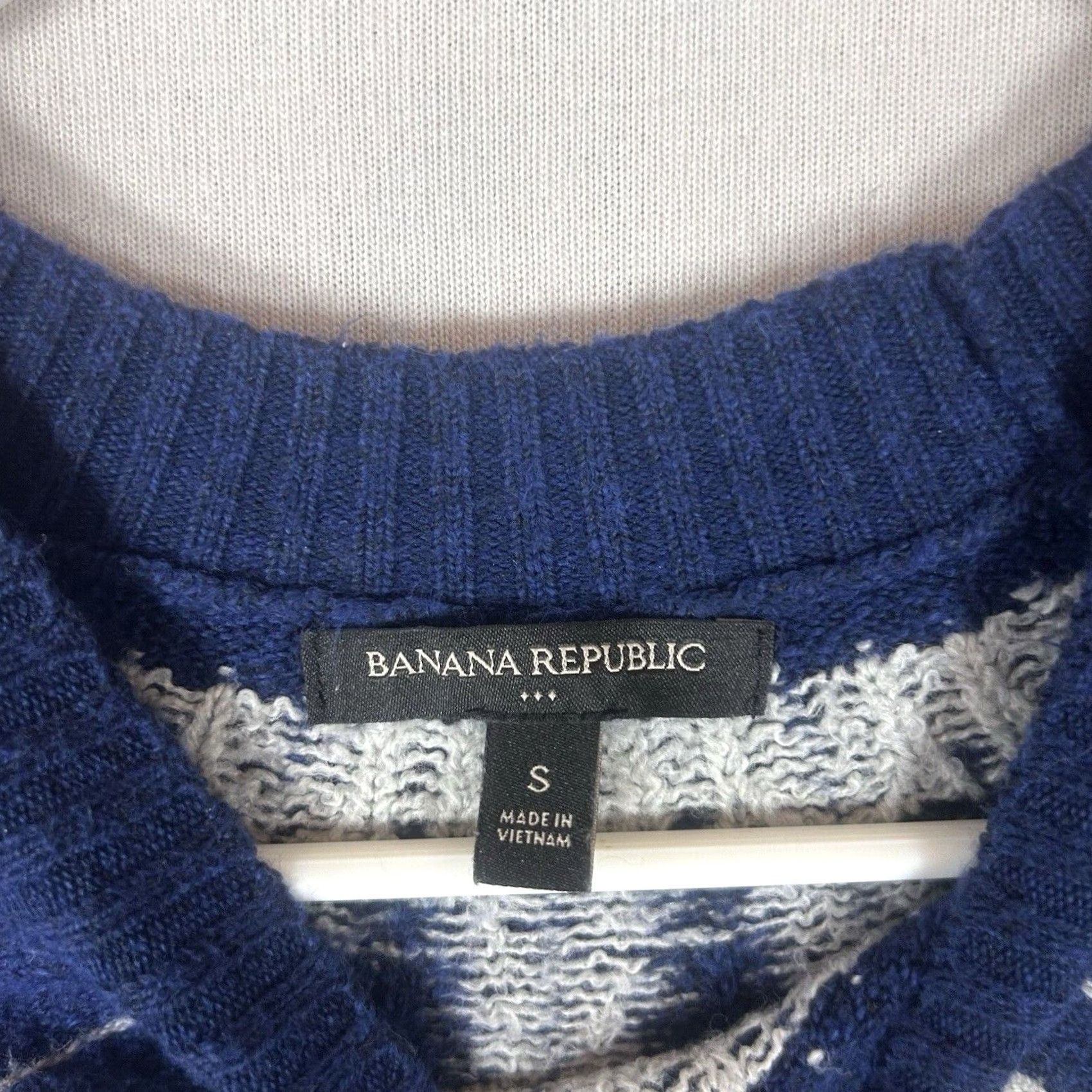 Banana Republic Banana Republic Womens Knit Sweater Size S Long Sleeve Crewneck Striped Gray Size S / US 4 / IT 40 - 2 Thumbnail