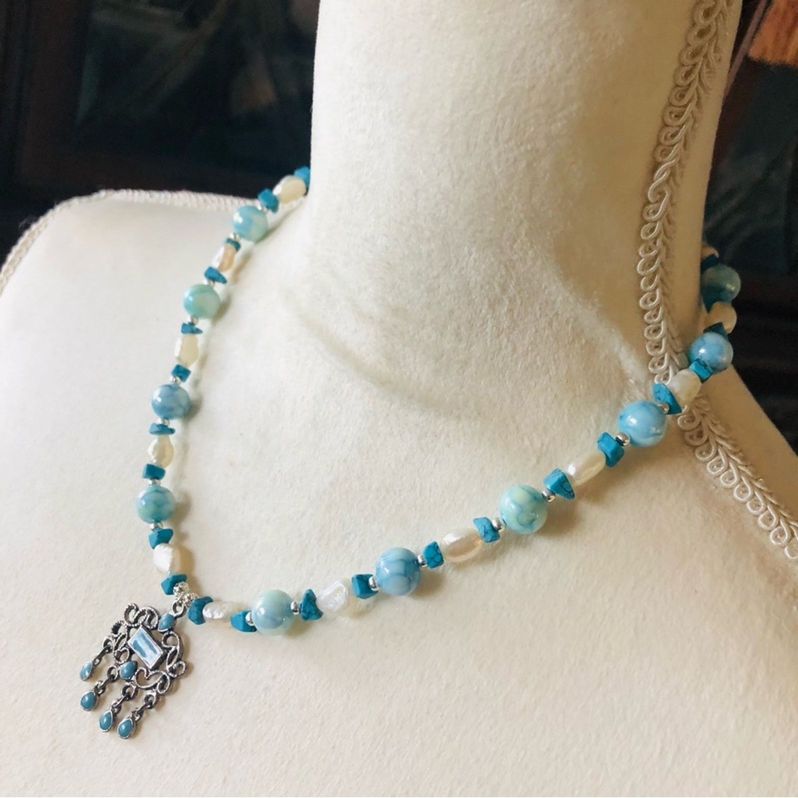 Handmade Handcrafted howlite genuine pearl dyed agate beaded necklace Size ONE SIZE - 4 Thumbnail