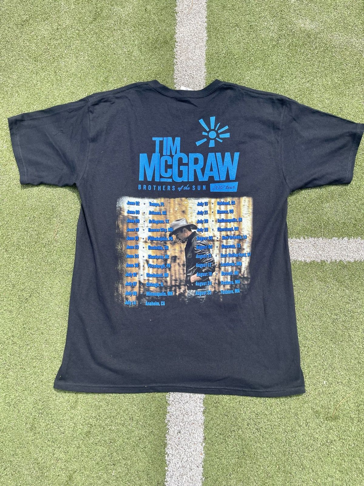 Band Tees Tim McGraw 2012 Country Rock Band Concert Tour T-Shirt Size US L / EU 52-54 / 3 - 4 Thumbnail