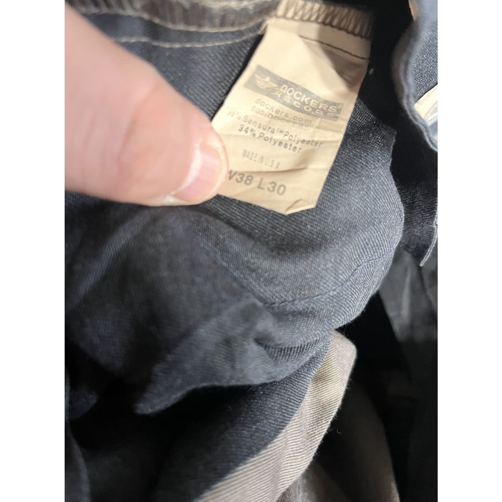 Dockers DOCKERS Pants Khaki Men’s Straight Leg Size 38 EUC 38x30 Brown Pleated Front Vintage No 30 Inseam Mens Size US 38 / EU 54 - 6 Thumbnail