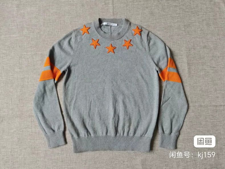 Givenchy Five-pointed Star Embroidered Knitted Sweater
