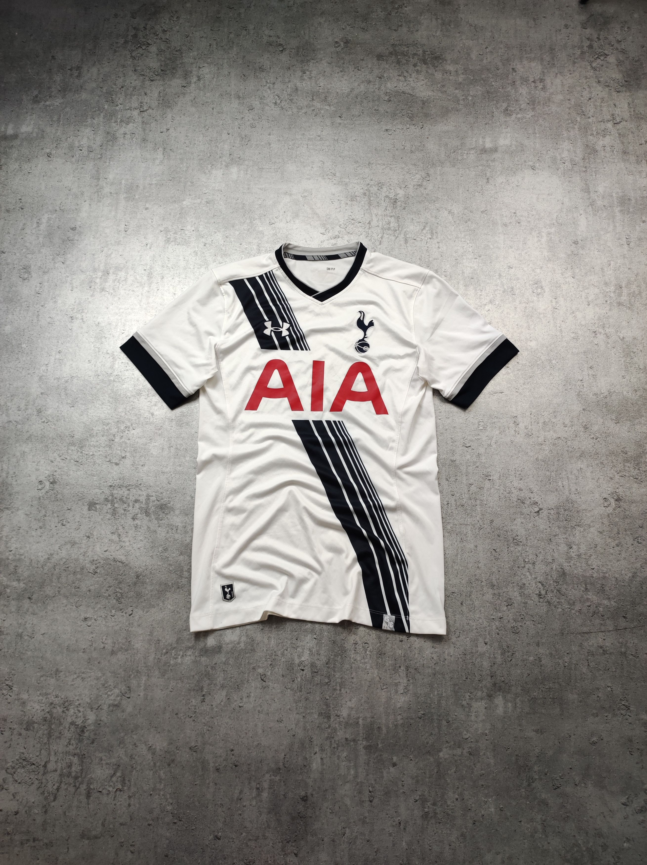 Vintage Tottenham London Hotspurs 2015/16 Home Under Armour Jersey Size US S / EU 44-46 / 1 - 1 Thumbnail