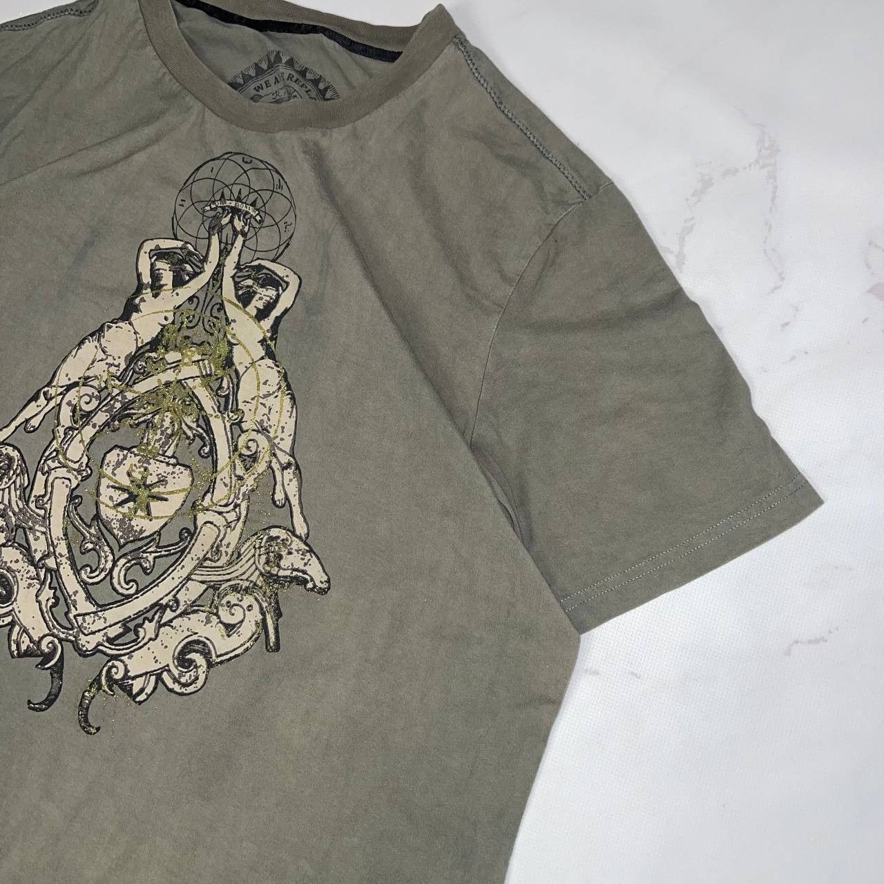 Vintage Vintage T-shirt Boobs Art Crazy Y2K Size XXL Size US XXL / EU 58 / 5 - 3 Thumbnail