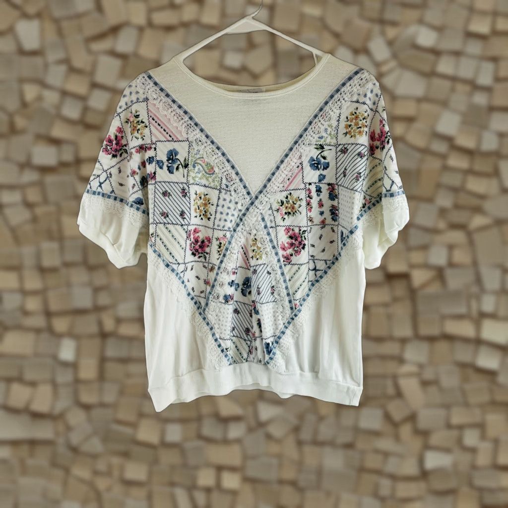 Vintage Alabuy Lace Shirt Women M White Vintage Boat Neck Floral Chevron Size M / US 6-8 / IT 42-44 - 1 Thumbnail