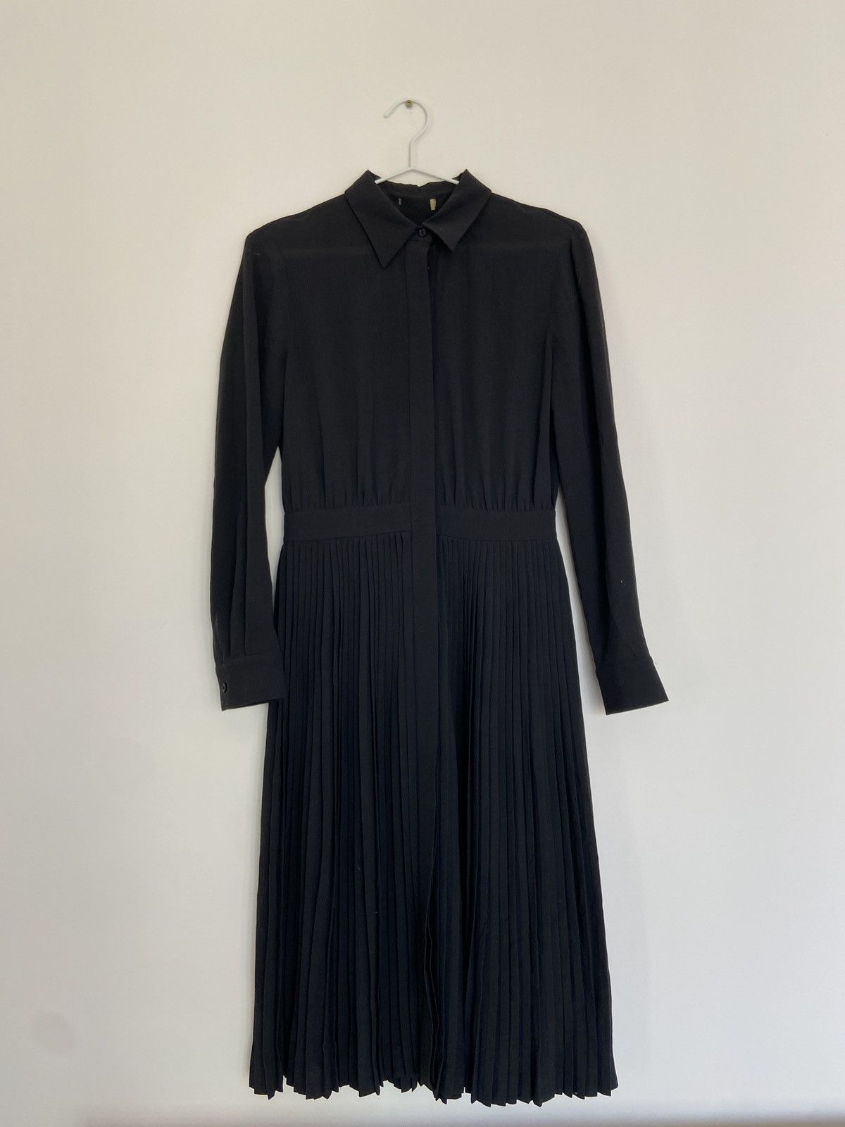 Loro Piana Loro Piana Black Woolen Pleated Dress Size XS / US 0-2 / IT 36-38 - 1 Thumbnail