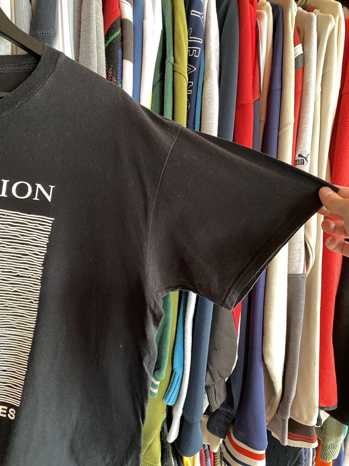 Joy Division VINTAGE JOY DIVISION UNKNOWN PLEASURES DISTRESSED T-shirt Size US XL / EU 56 / 4 - 4 Thumbnail