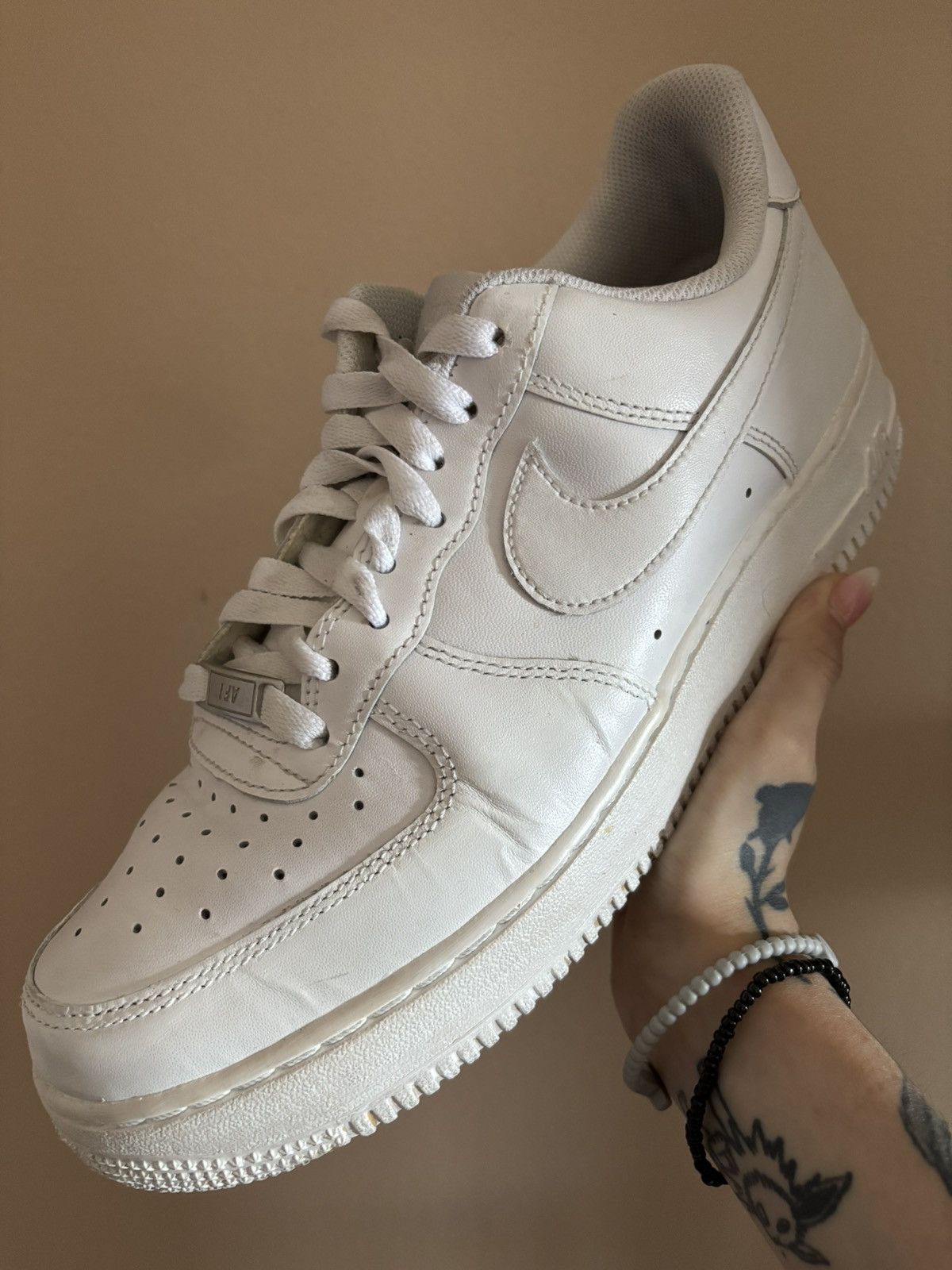 Nike Nike Air Force 1 ‘07 'White' Size US 9 / EU 42 - 1 Thumbnail