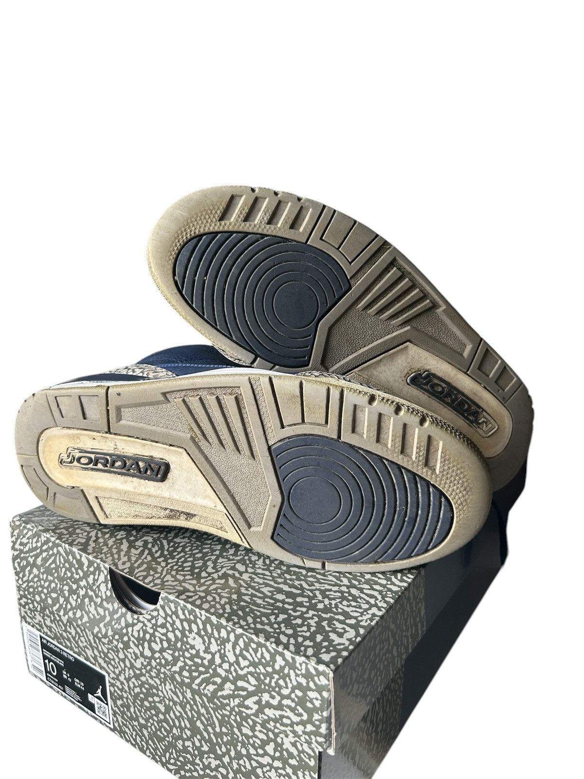 Jordan Brand Air Jordan 3 Georgetown Size US 10.5 / EU 43-44 - 8 Thumbnail