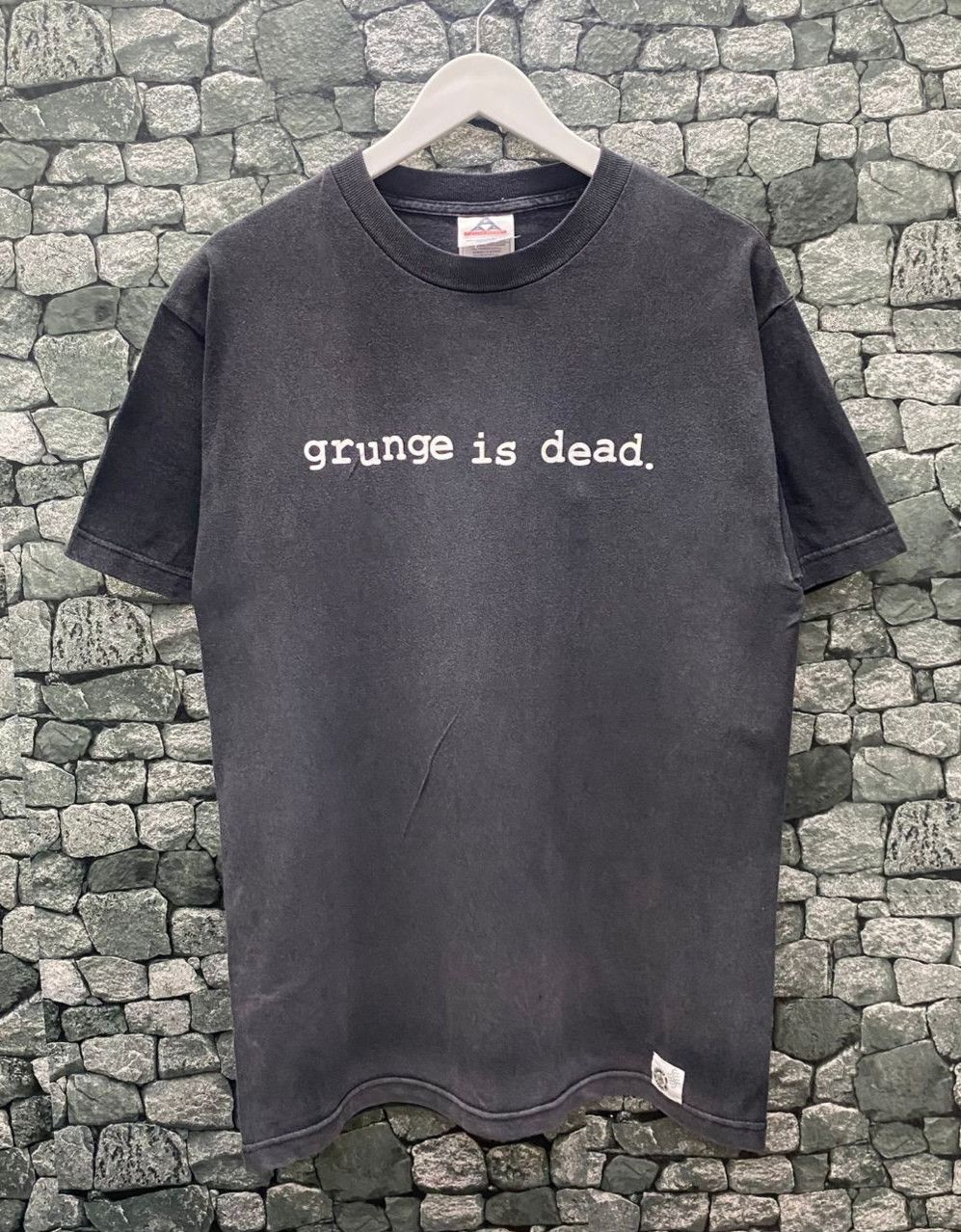 Band Tees 💥Best Offer💥Vintage Grunge Is Dead Tshirt #kurt cobain Size US M / EU 48-50 / 2 - 1 Thumbnail
