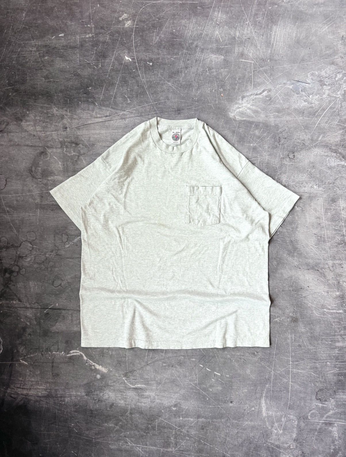 Vintage Vintage 90s Munsing Wear T-Shirt (XL) Size US XL / EU 56 / 4 - 1 Thumbnail