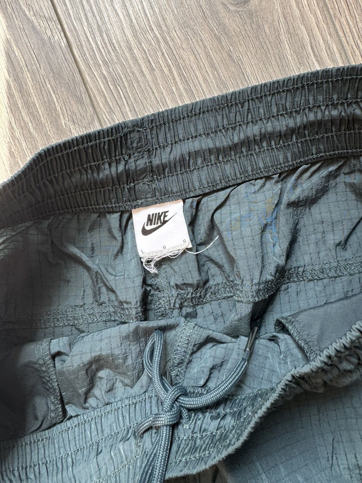 Nike Nike Woven Cargo Buggy Parashute Sweatpants in Deep Green L Size 34" / US 12 / IT 48 - 4 Thumbnail