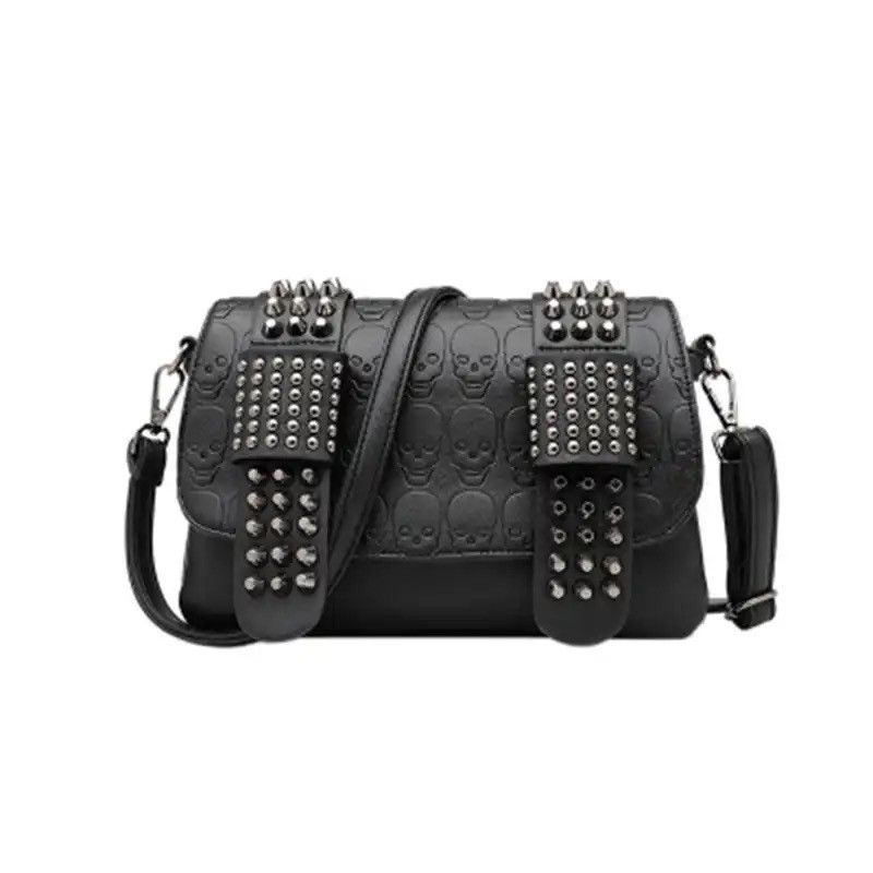 Leather Black Leather Messenger Bag Size ONE SIZE - 1 Thumbnail