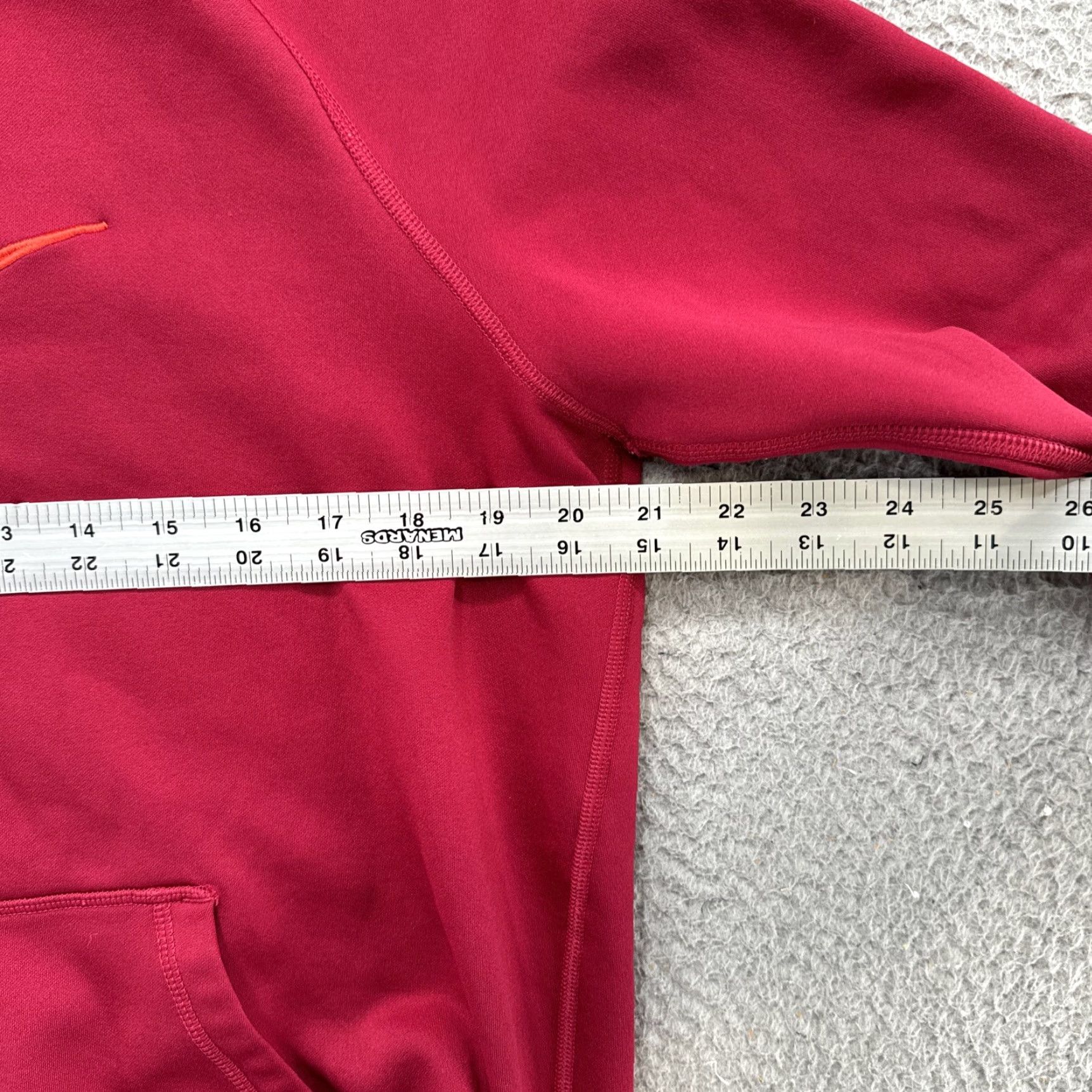 Nike VINTAGE Nike Dri Fit Pullover Thumb Hole Red Hoodie Womens SZ Large 803443-620 Swoosh Size L / US 10 / IT 46 - 5 Thumbnail