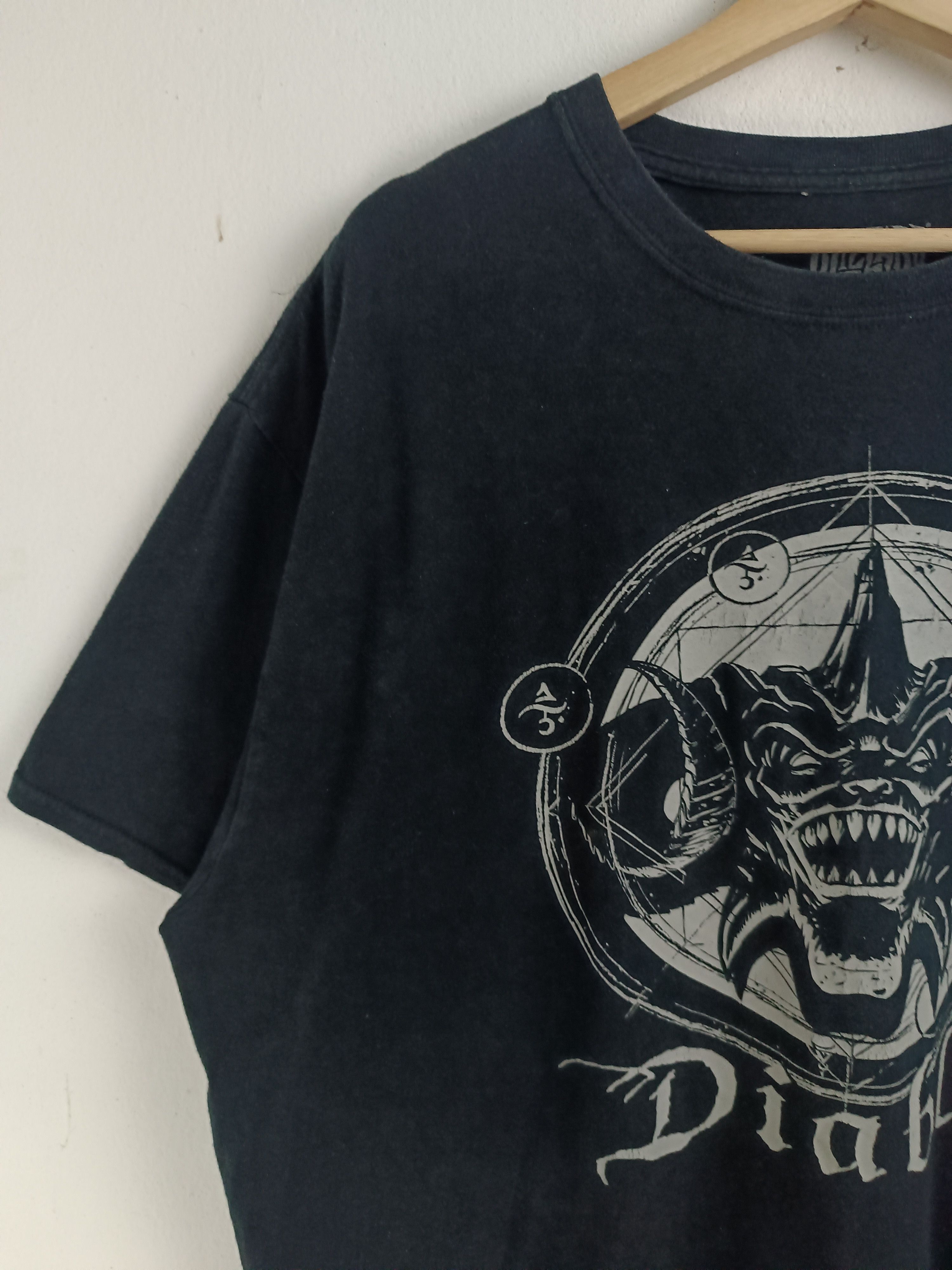 Microsoft VINTAGE DIABLO GAME BY BLIZZARD TEE CALL OF DUTY GOD OF WAR Size US XXL / EU 58 / 5 - 5 Thumbnail