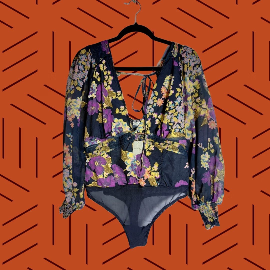 Free People NWT intimately Free People Floral Bodysuit Black Long Sleeve V-Neck Women Size M Size M / US 6-8 / IT 42-44 - 1 Thumbnail