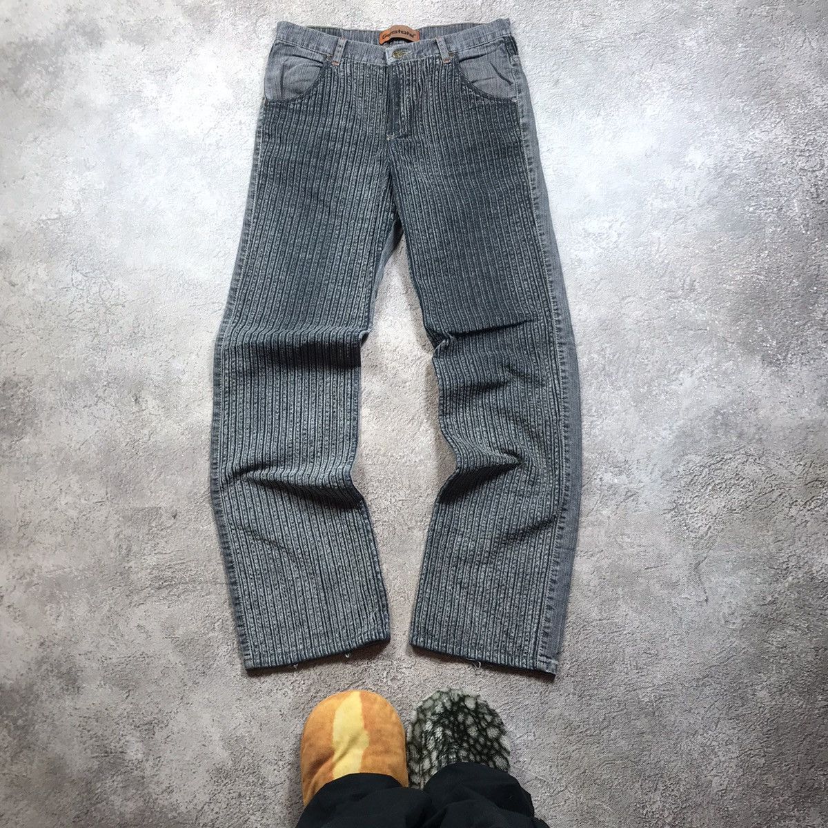 Vintage Vintage Y2K Distressed Baggy Jeans Grunge Skater Logo 29 Size 29" - 2 Thumbnail
