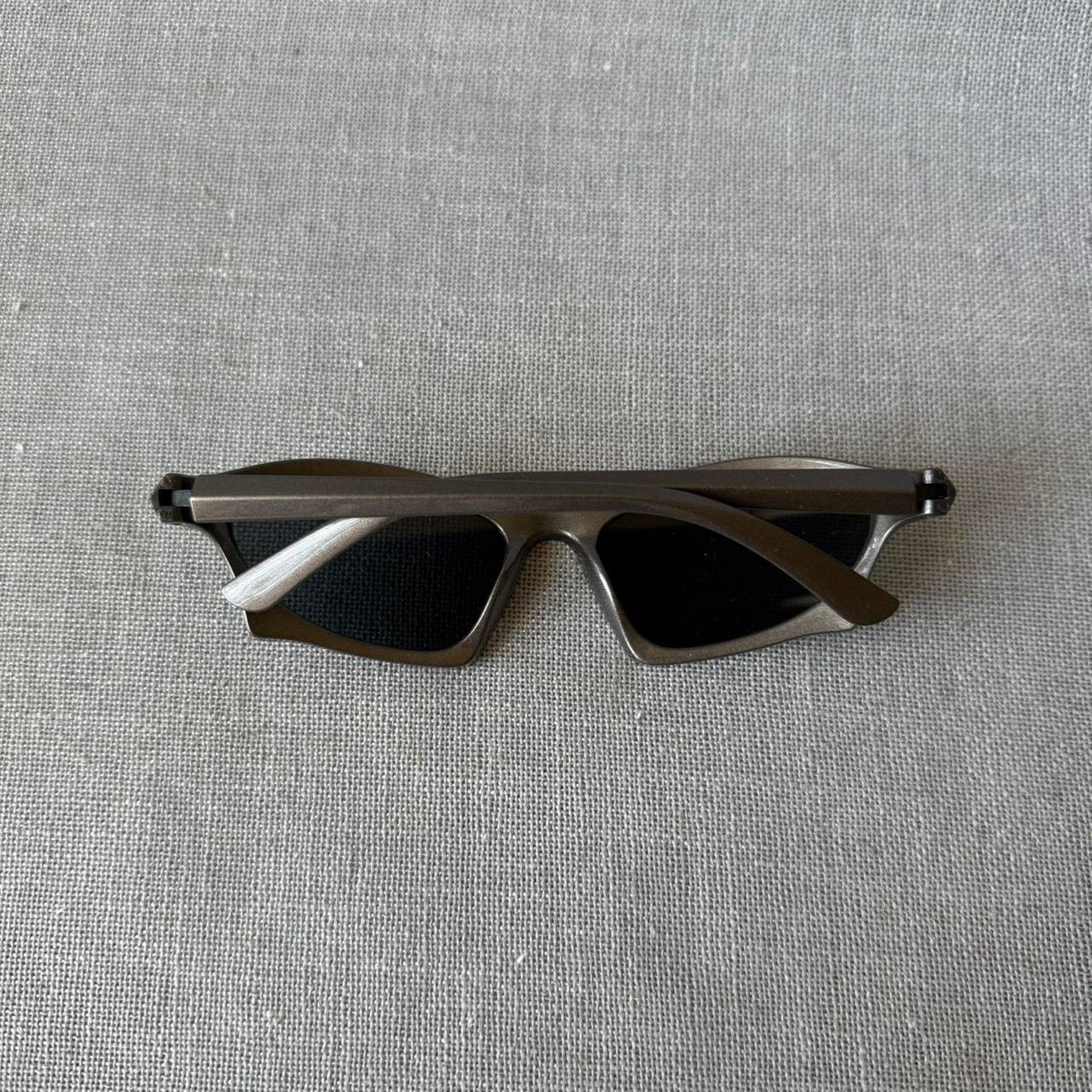 Other dark grey Sporty racer oak sunglasses MENS2 Size ONE SIZE - 4 Thumbnail