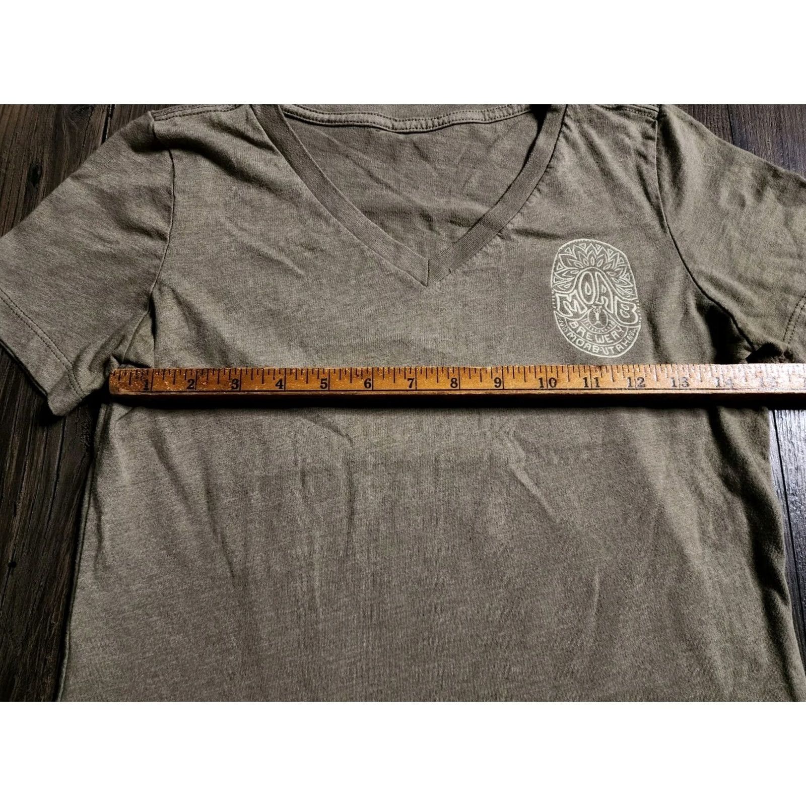 Vintage Womens S Moab Utah Brewery Art V Neck T Shirt Double Sided Shirt Womens S Green Cotton Blend Beer V-Neck Short Sleeve - Size S / US 4 / IT 40 - 3 Thumbnail