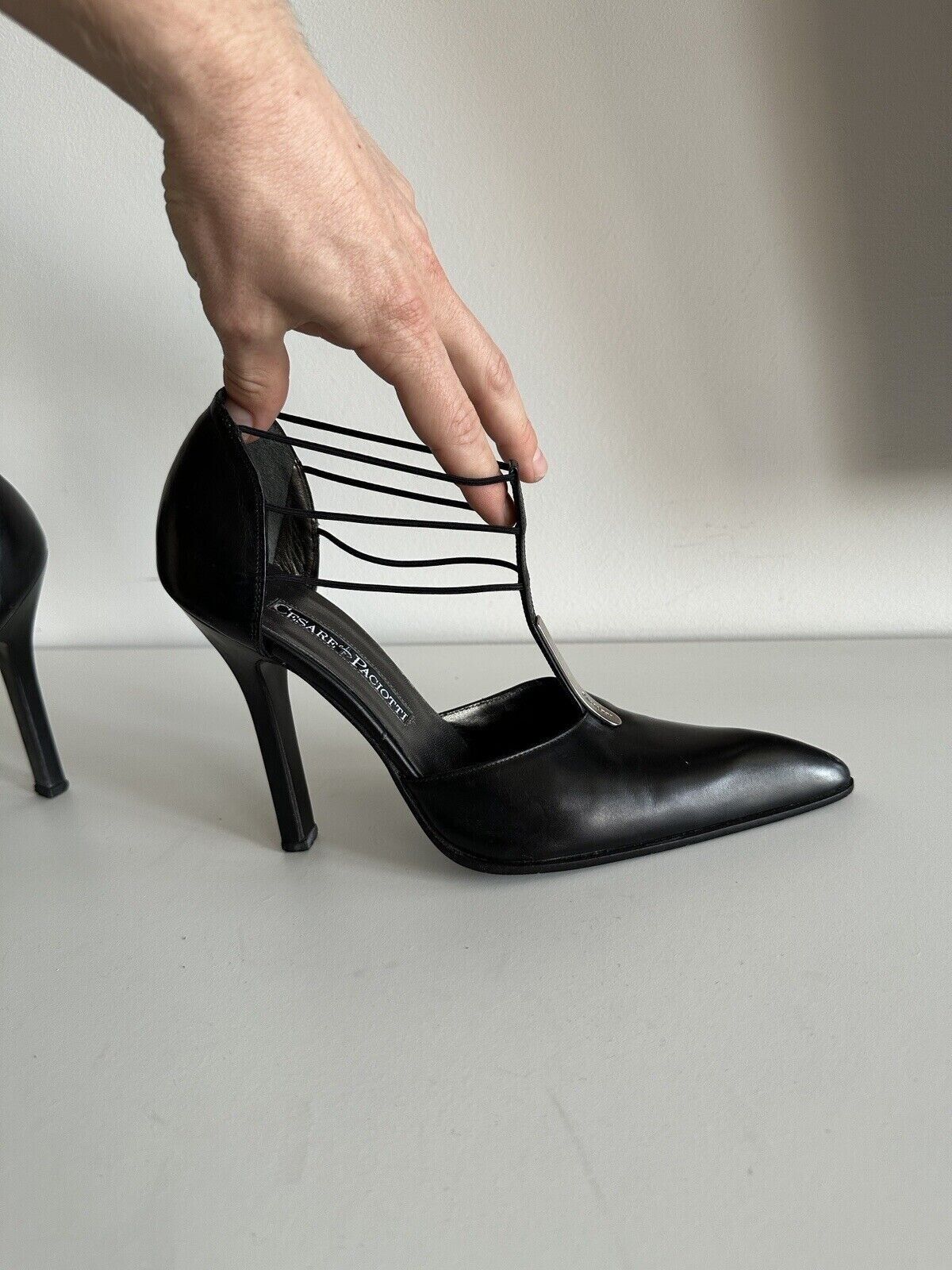 Paciotti Cesare Paciotti Womens Leather Heels size 38.5 Size US 8.5 / IT 38.5 - 11 Thumbnail