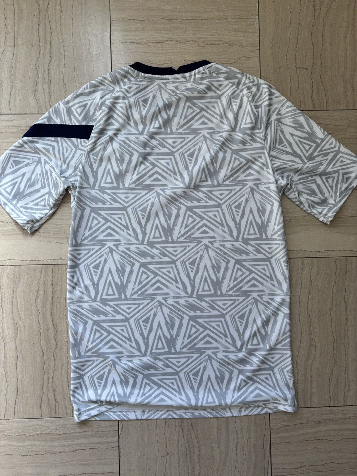 Nike UNITES STATES USMNT 2020-21 PRE-MATCH FOOTBALL SHIRT Size US S / EU 44-46 / 1 - 5 Thumbnail