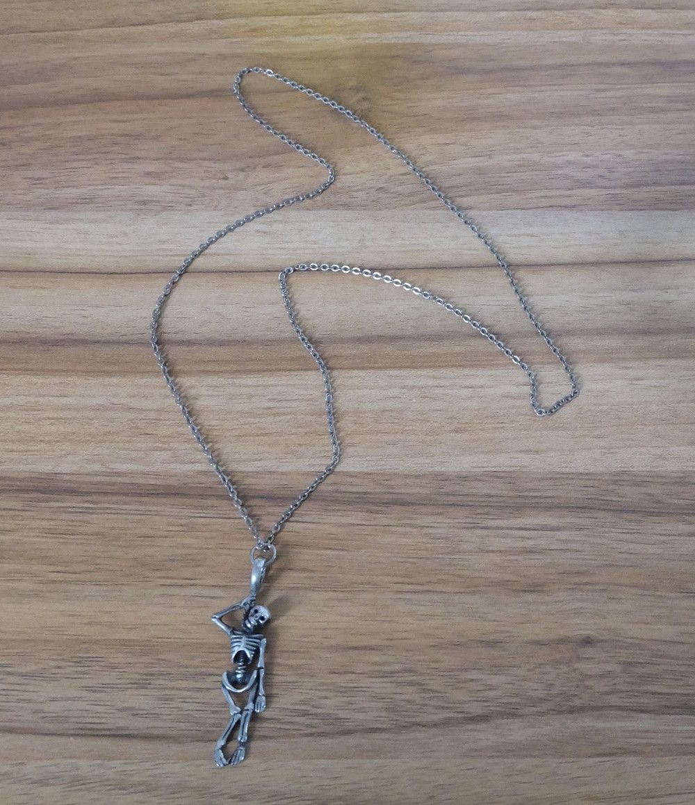 Vintage Silver Skeleton Pendant Necklace Size ONE SIZE - 2 Thumbnail