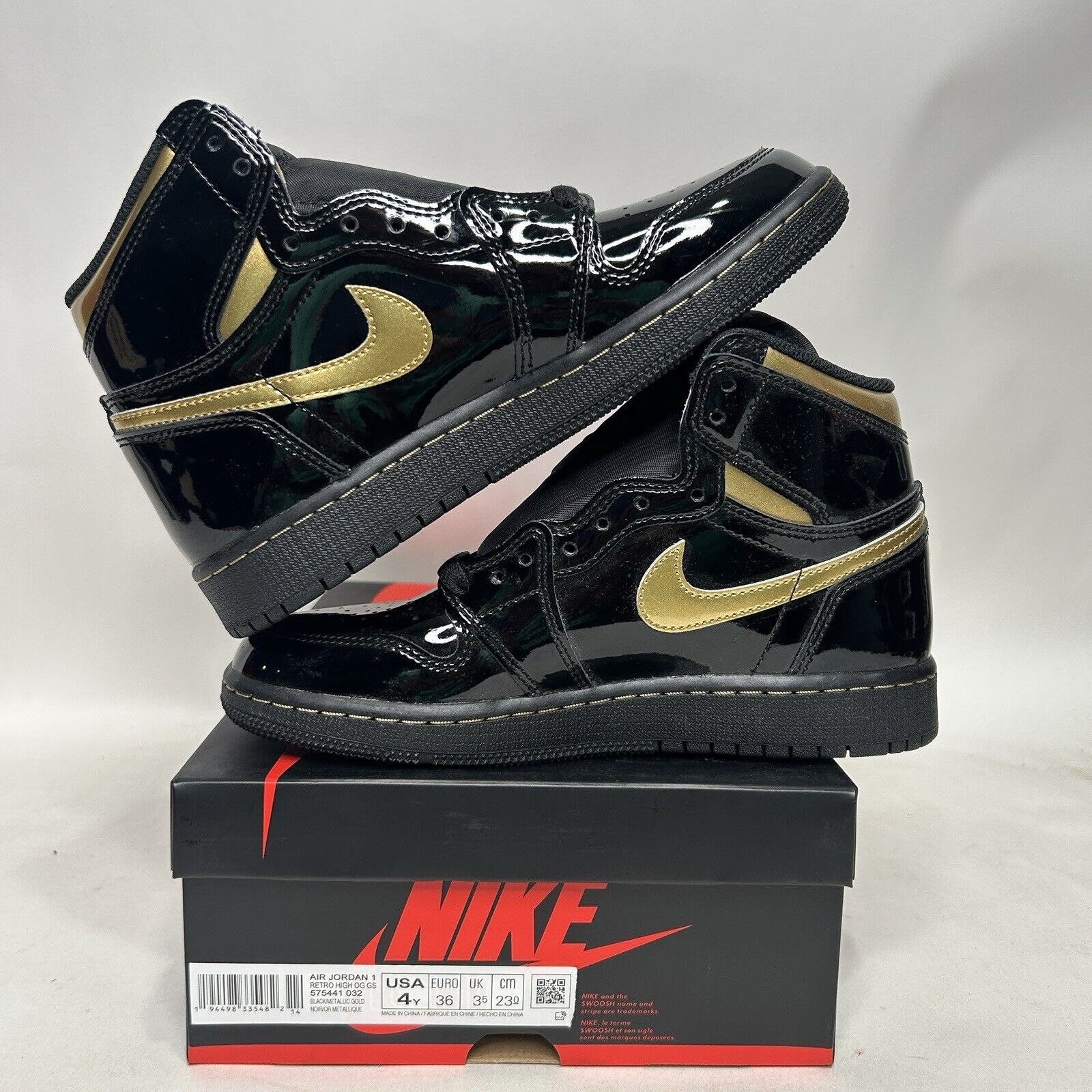 Nike Nike Air Jordan 1 High OG GS “Black Metallic Gold” 2024 Size US 5.5 / IT 35.5 - 3 Thumbnail