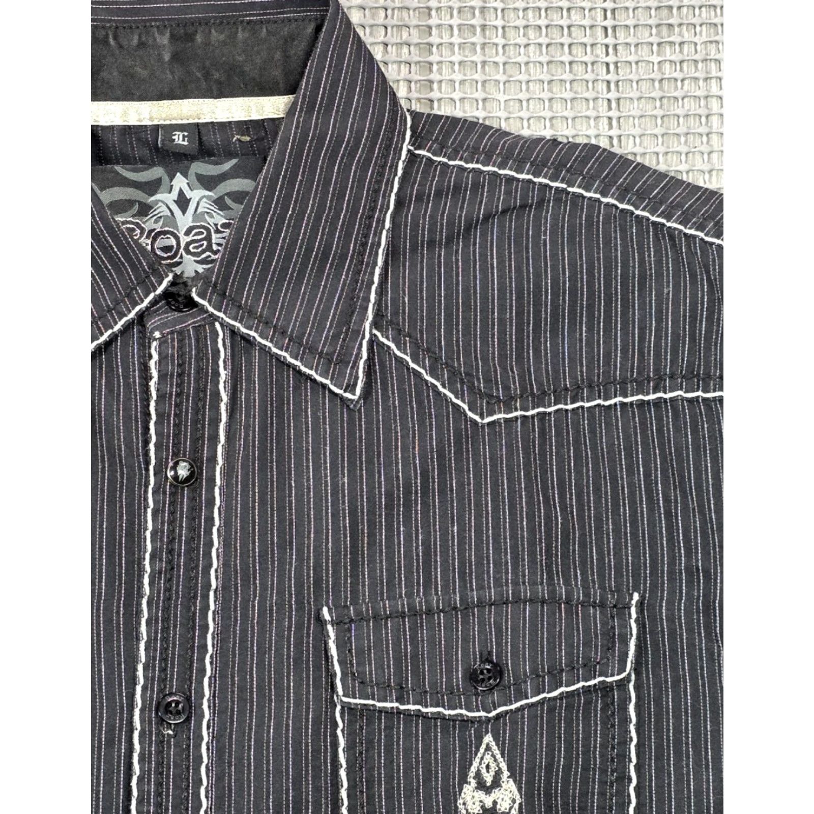 Roar Roar Buckle Shirt Men L Black Striped Button Long Sleeve Big Backside Logo Size US L / EU 52-54 / 3 - 6 Thumbnail