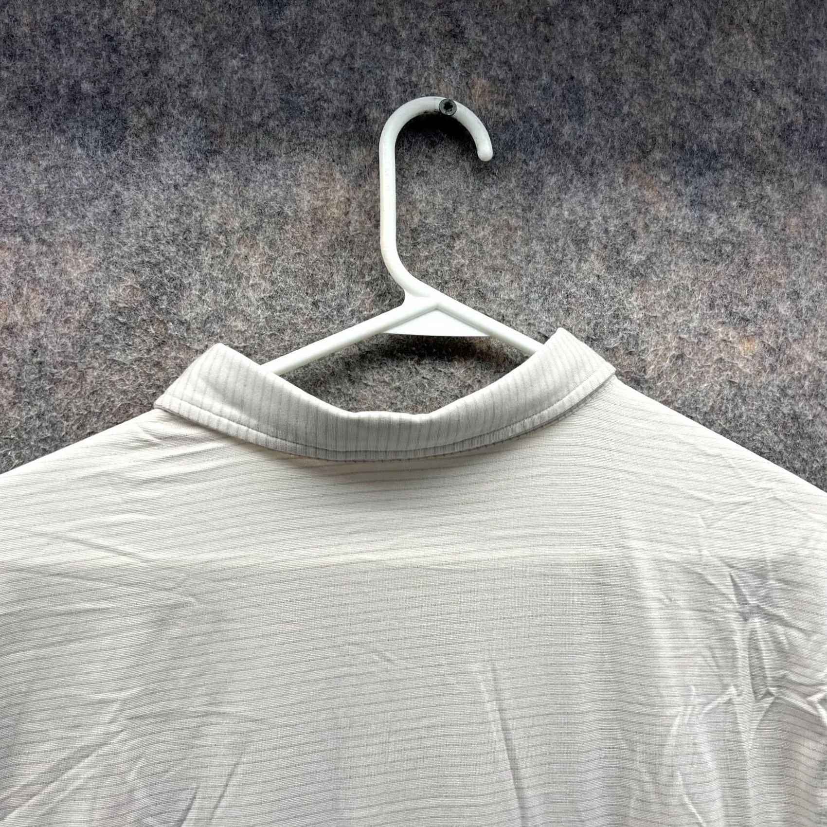 Lululemon Lululemon Polo Shirt Men XL Beige Polyester Stretch Preppy Shirt Short Sleeve Casual Moderate Size US XL / EU 56 / 4 - 3 Thumbnail