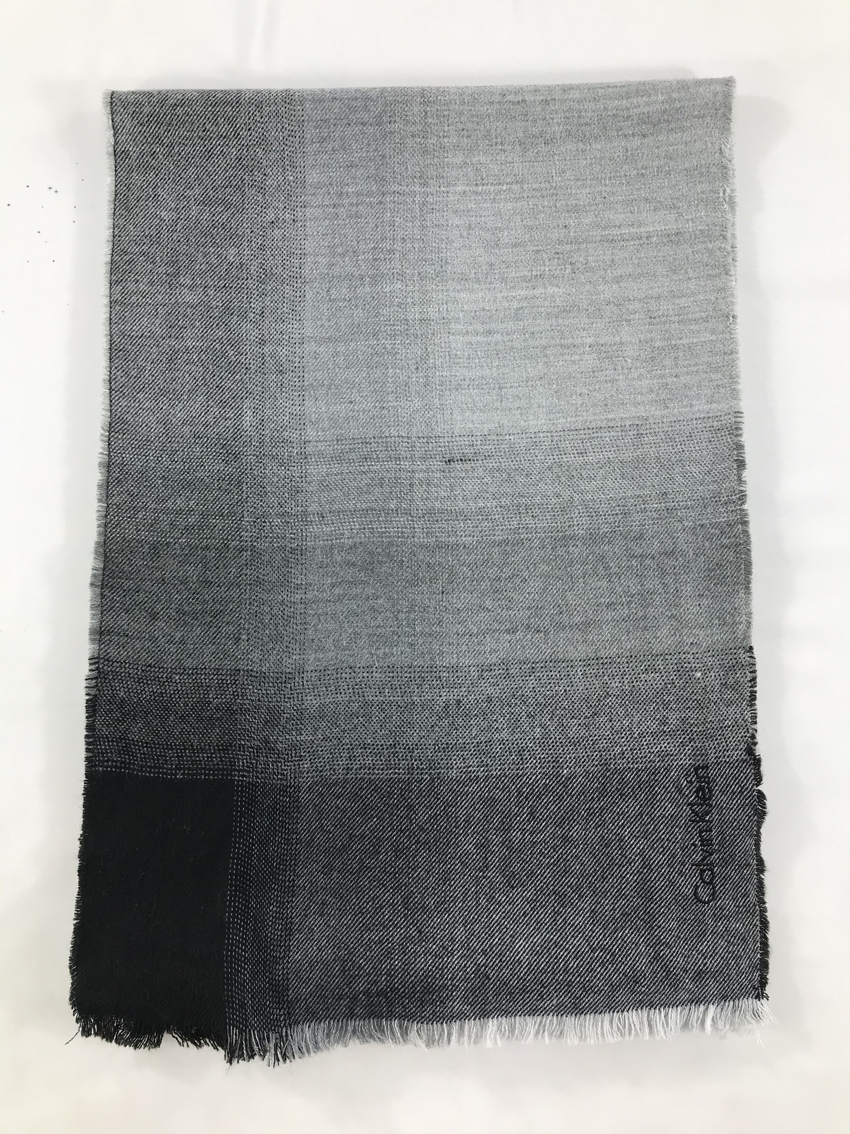 Calvin Klein Vintage Calvin Klein Scarf/Muffler/Neckwear MF1034 Size ONE SIZE - 2 Thumbnail