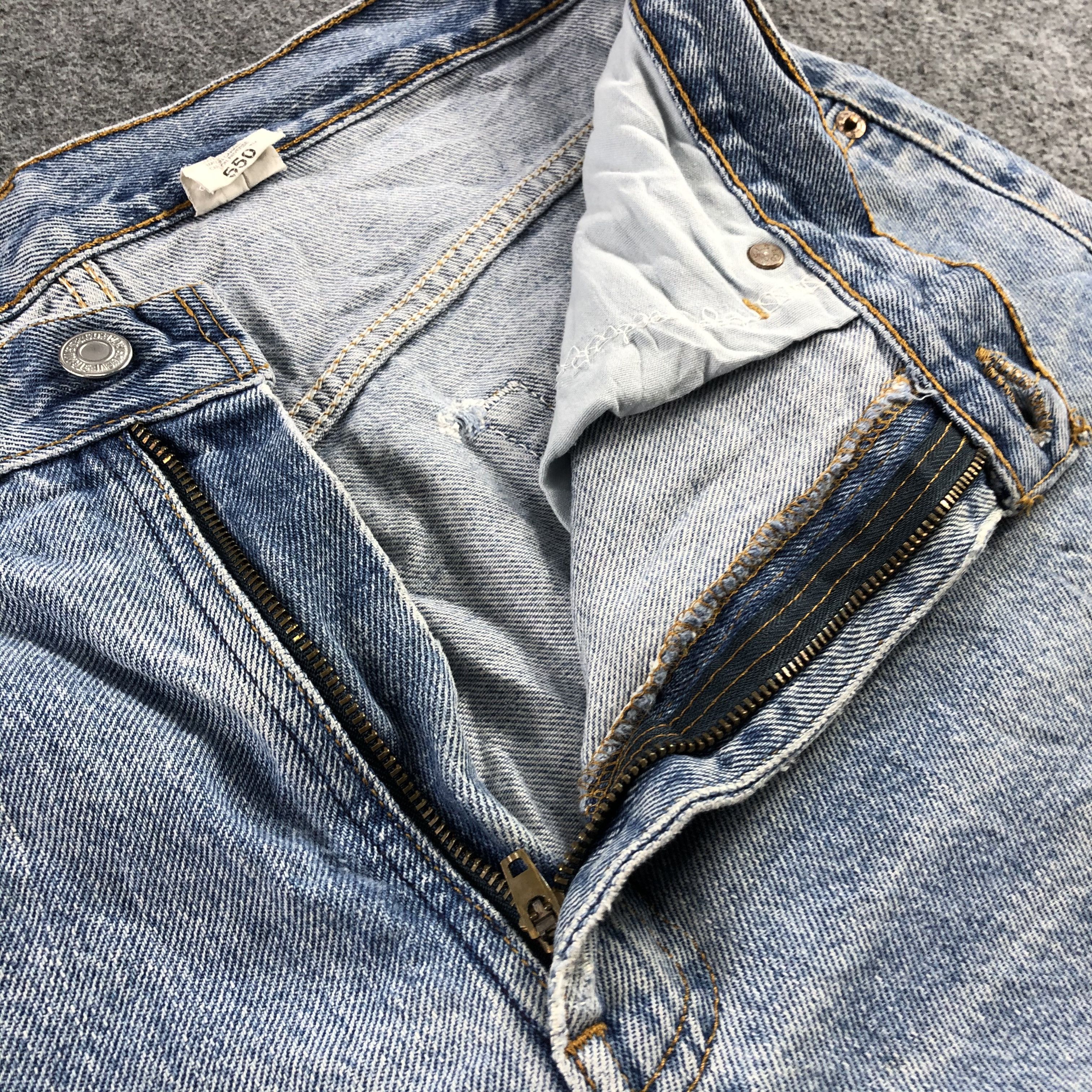 Levi's Vintage 90s Blue Wash Levis 550 Jeans-J2437 Size US 34 / EU 50 - 11 Thumbnail