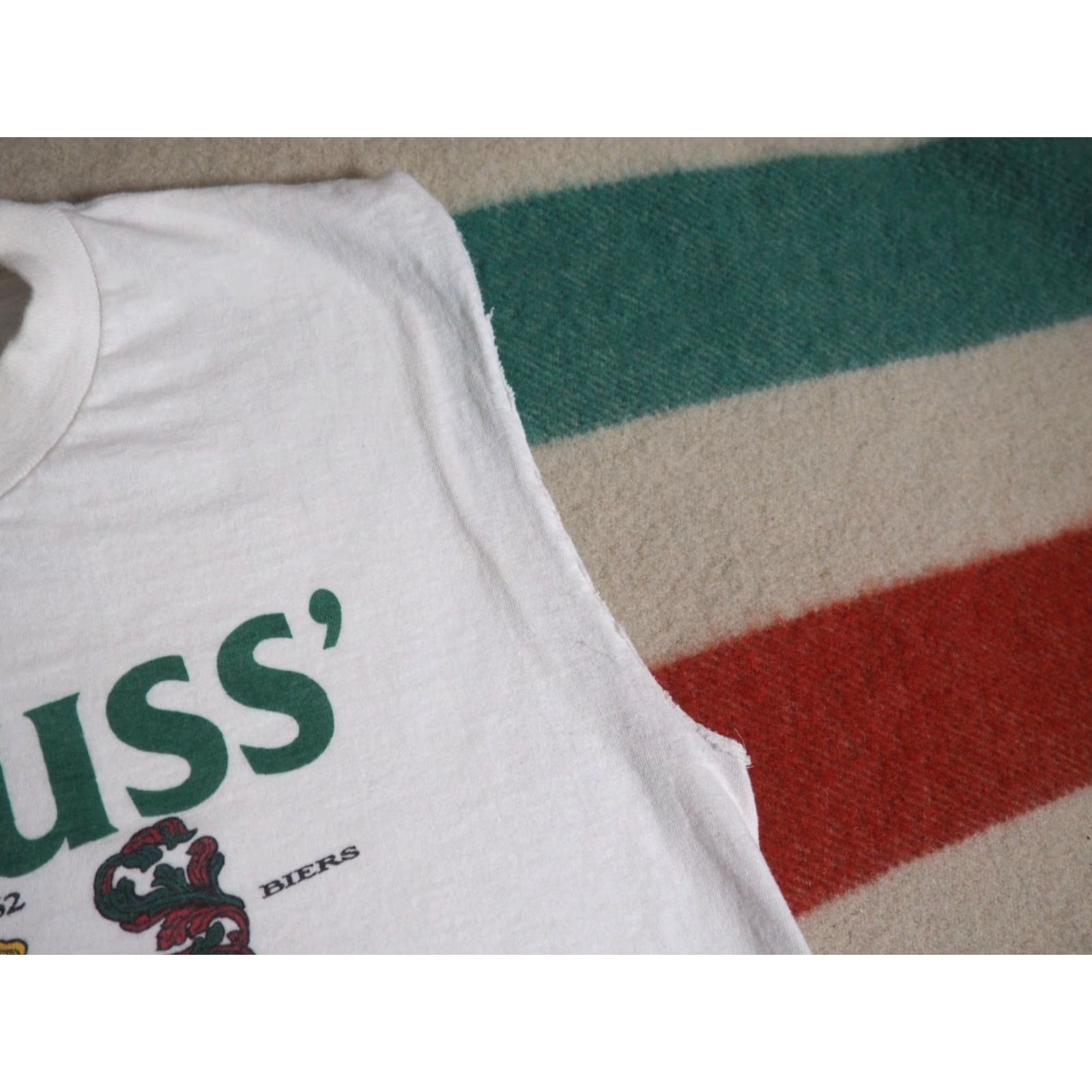 Vintage VINTAGE Oneita T-Shirt Sleeveless Tank White 90s Logo Crew Neck L Mens Size US L / EU 52-54 / 3 - 7 Thumbnail
