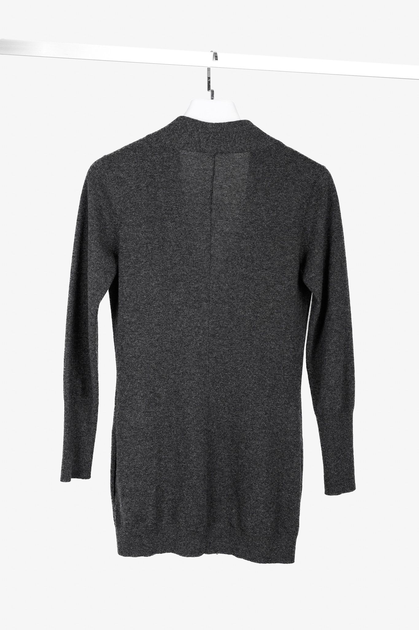 Brunello Cucinelli Brunello Cucinelli Grey Cashmere Buttoned V-Neck Cardigan Size S / US 4 / IT 40 - 2 Thumbnail
