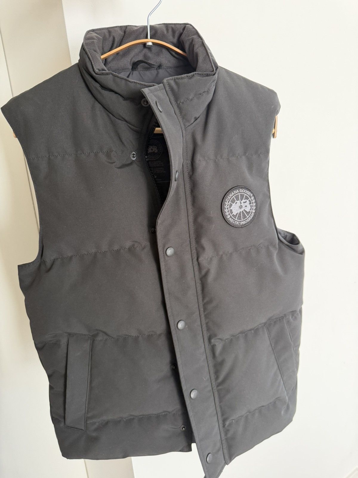 Canada Goose Canada goose vest black on black Size US XS / EU 42 / 0 - 1 Thumbnail