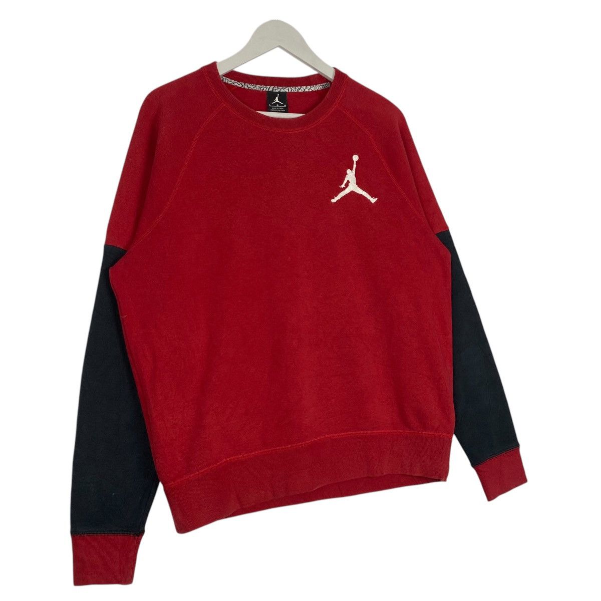 Nike × Vintage Vintage Nike Air Jordan Embroidered Crewneck Sweatshirt Red Size US M / EU 48-50 / 2 - 3 Thumbnail