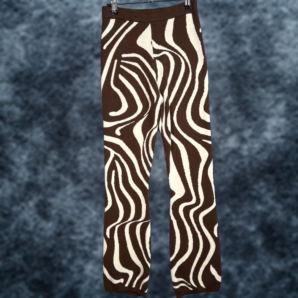 Vintage Bailey Rose Womens Size Small Knit Pants Brown & Cream Abstract Zebra Print Pants Small Brown Bailey Rose Womens Ankle Straight 33in Inseam 25in Waist Size 28" / US 6 / IT 42 - 1 Thumbnail