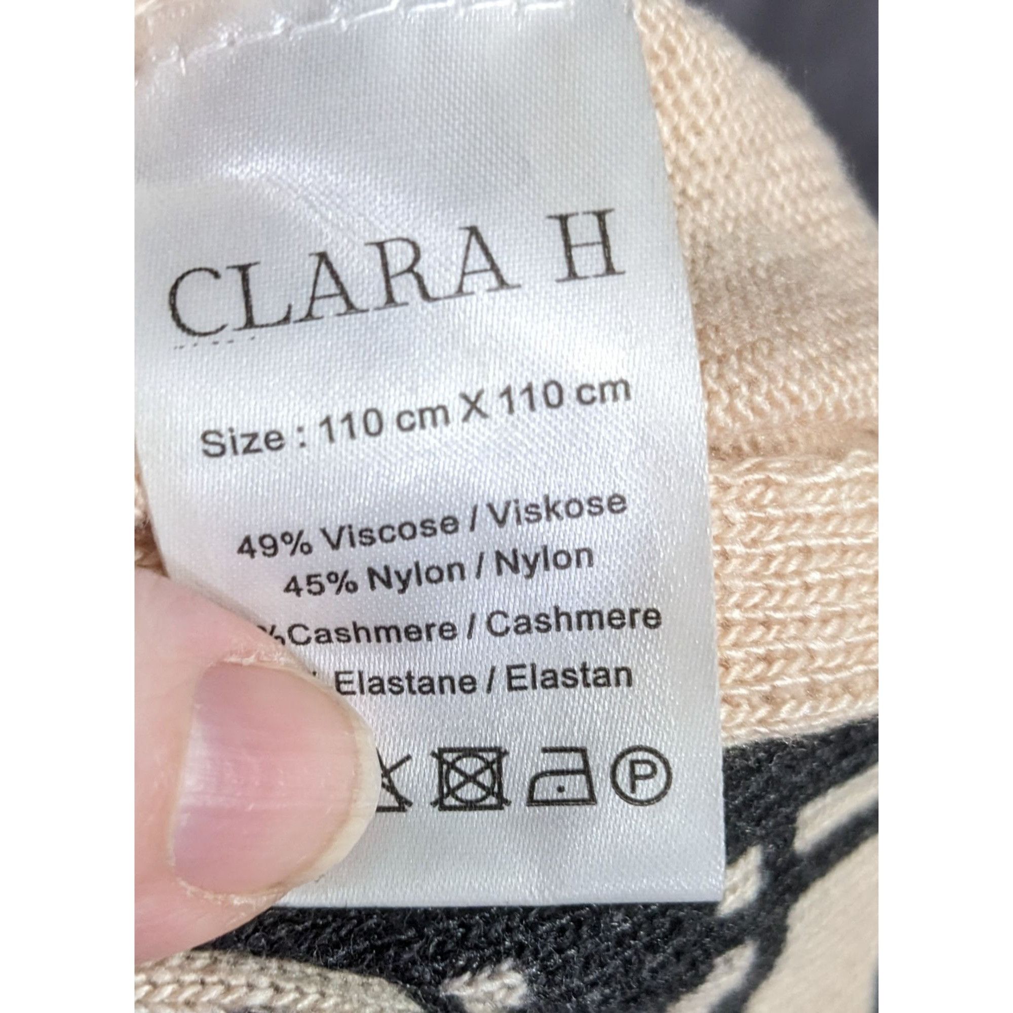 Other Clara H Star Pattern Beige & Black Knit Wrap Scarf Shawl 49x Size ONE SIZE - 9 Thumbnail