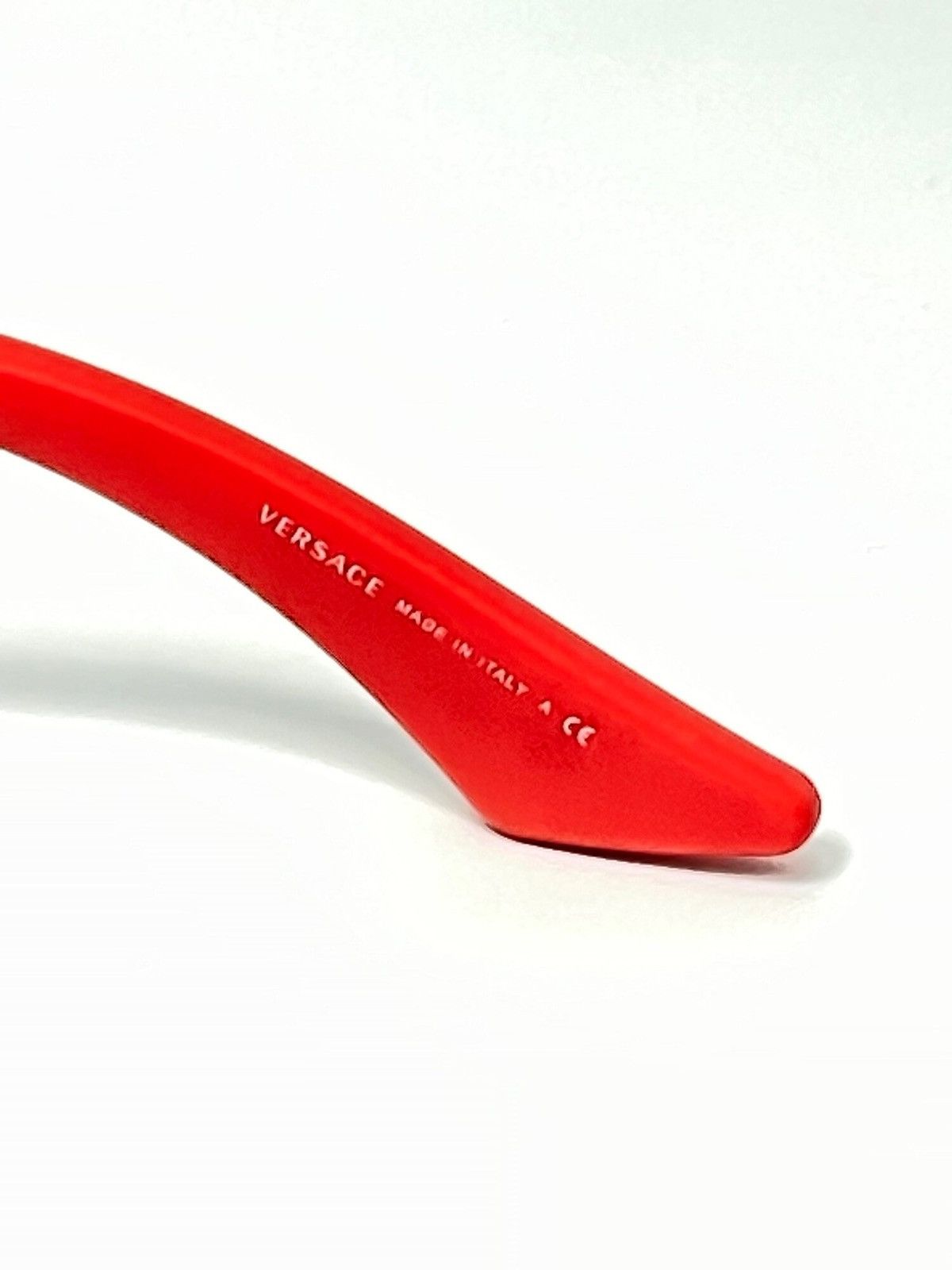Versace BNIB Versace Red Shield Sunglasses Size ONE SIZE - 5 Thumbnail