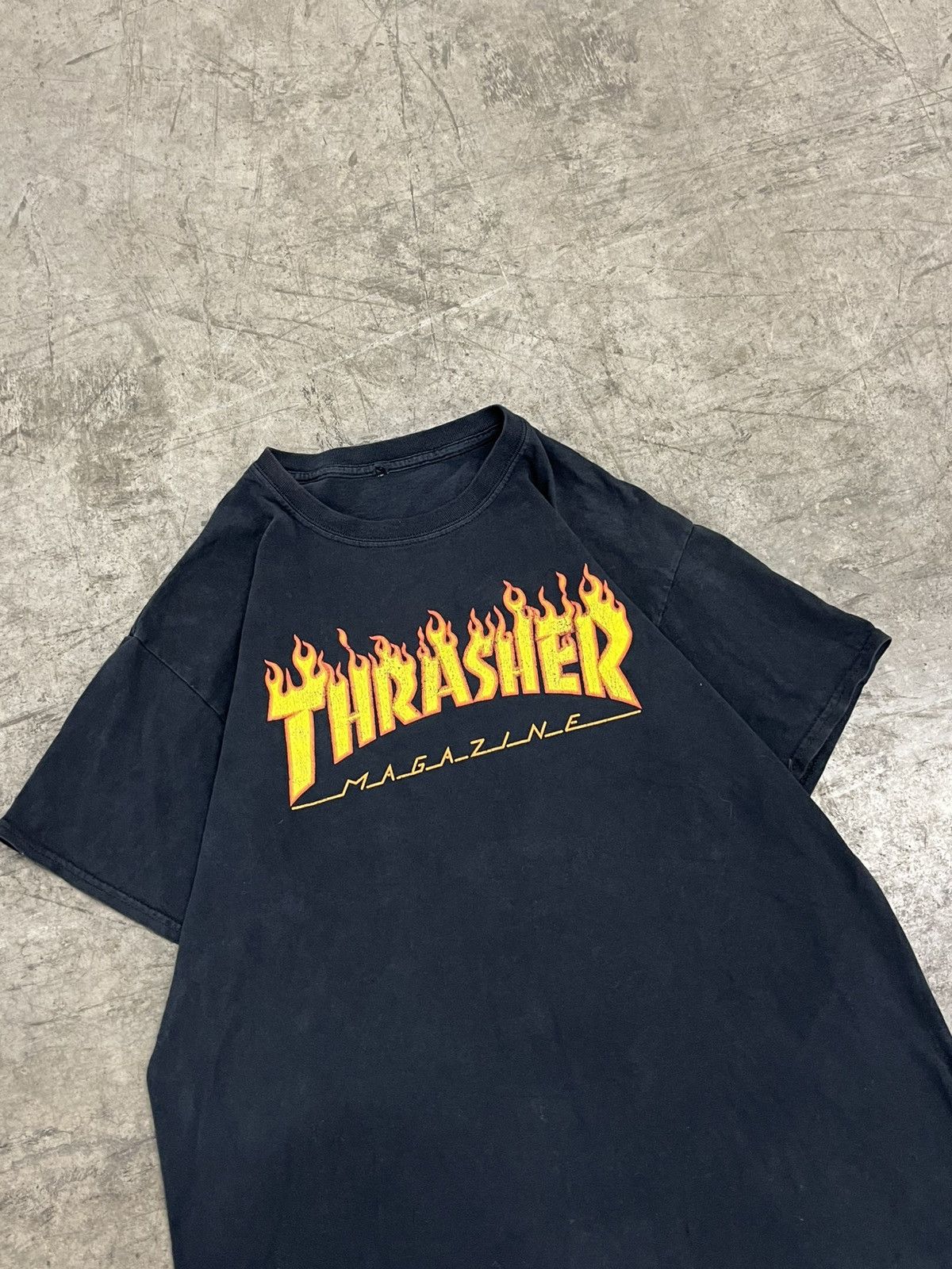 Thrasher × Vintage Thrasher vintage faded graphic tee hype rare skater y2k Size US L / EU 52-54 / 3 - 4 Thumbnail