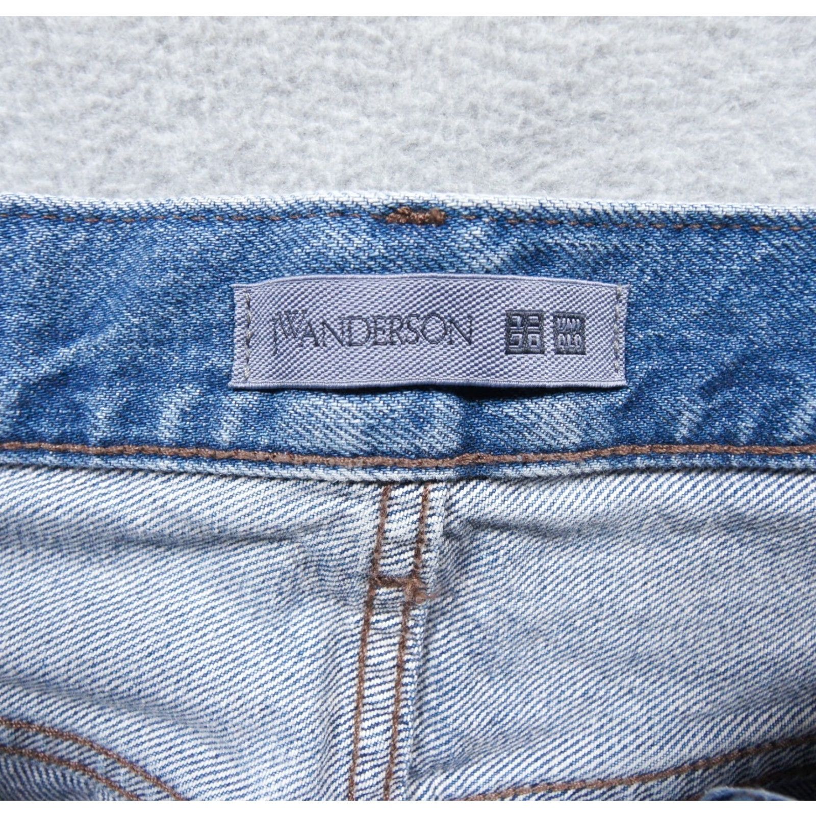 Uniqlo Uniqlo Jeans 26x31 Blue Denim JW Anderson Straight Leg 5-Pocket Design Regular Womens Size 26" / US 2 / IT 38 - 7 Thumbnail