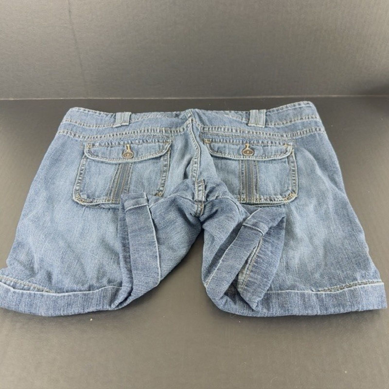 Lee Lee One True Fit Denim Jean Shorts 16M Blue Cuffed Mom VTG Size 38" / US 16 / IT 52 - 9 Thumbnail