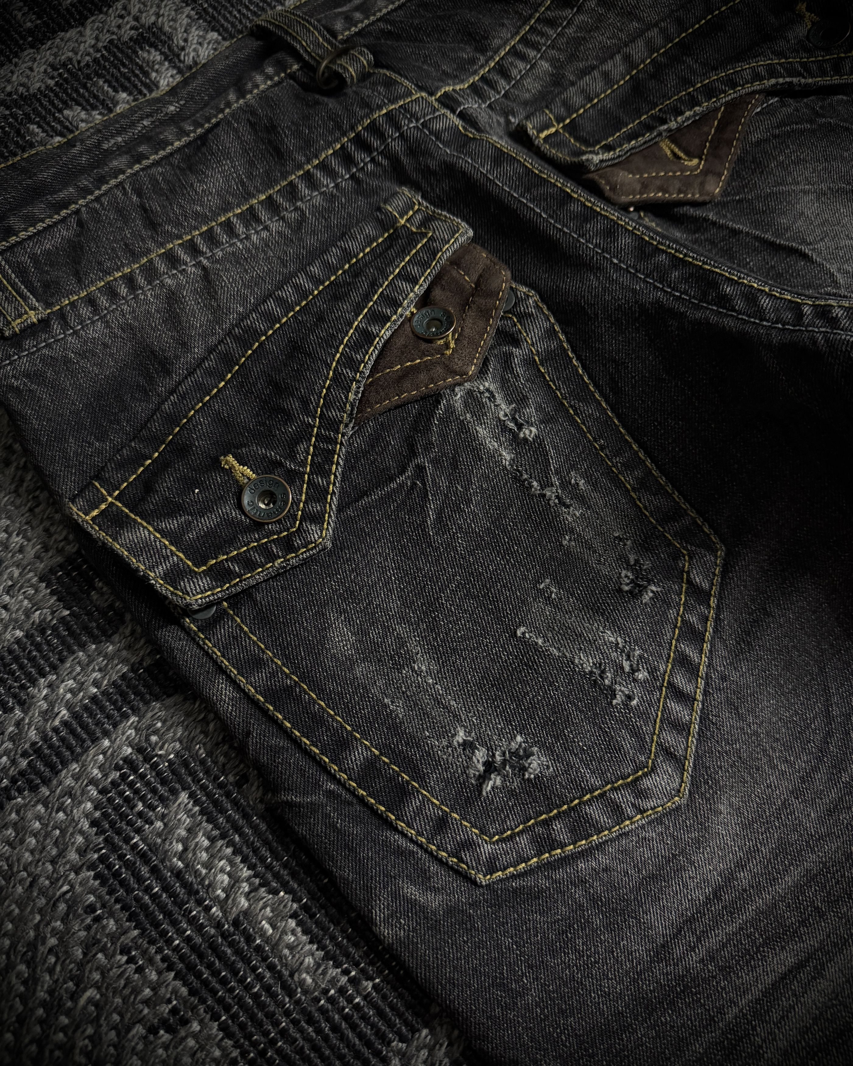 semanticdesign Semantic Design Multi Zip Distressed Bootcut Denim Size US 31 - 8 Thumbnail