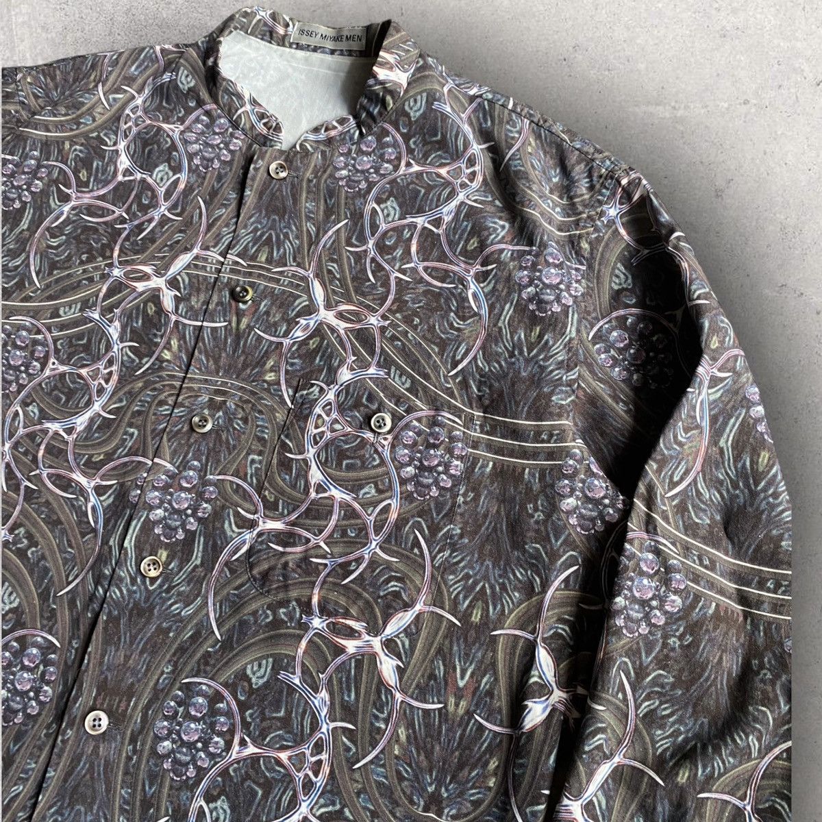 Issey Miyake Vintage 1998 Tribal Biomechanical “Geiger Style” Shirt Size US M / EU 48-50 / 2 - 3 Thumbnail