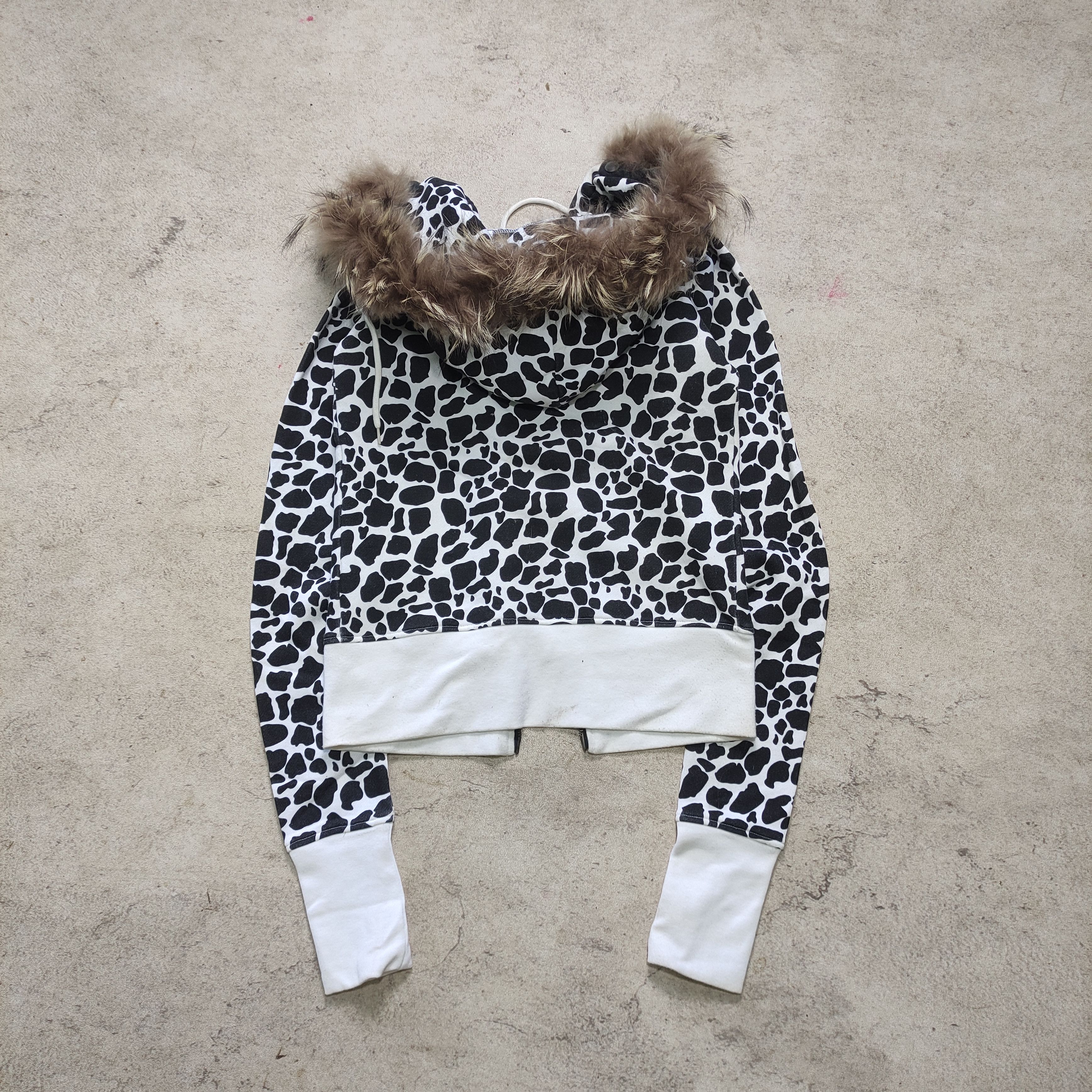 Le Grande Bleu (L.G.B.) GLAD NEWS Fur Leopard Hoodie 2000s Size US M / EU 48-50 / 2 - 8 Thumbnail