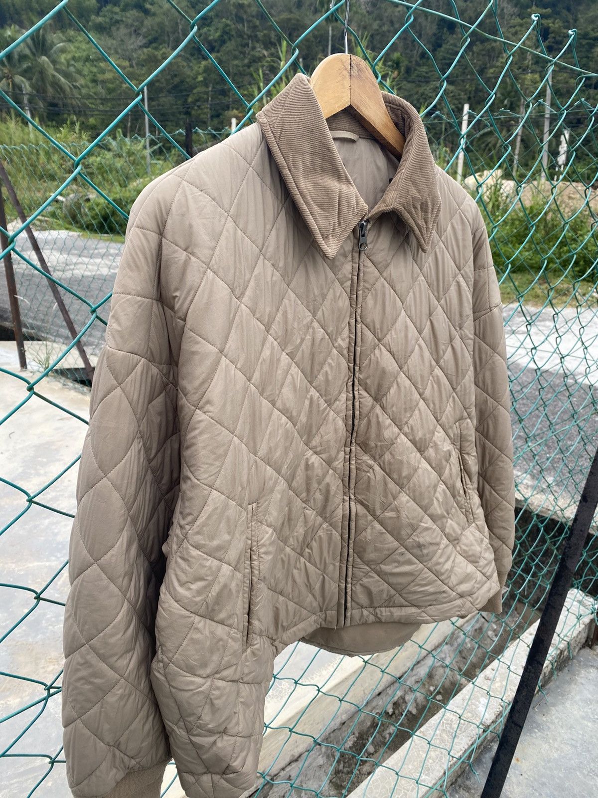 Uniqlo Uniqlo C cropped puffer jacket Size M / US 6-8 / IT 42-44 - 4 Thumbnail